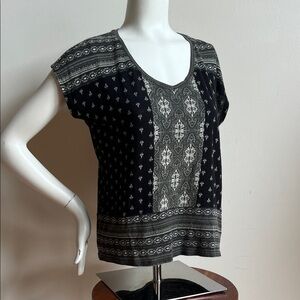 Lucky Brand Black and Gray Patterned Blouse